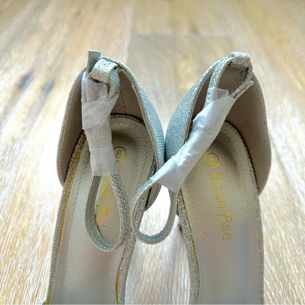 NWT Dream Pairs Silver Pumps Oppointed Lacey Pointed Toe Shoes w/Ankle Strap - 8
